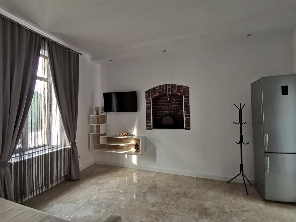 Appartement Casa J. Gusbeth à Braşov Extérieur photo