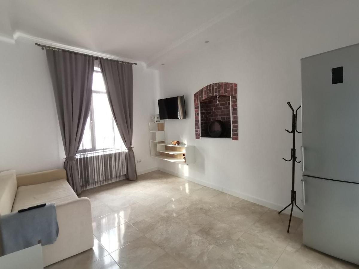 Appartement Casa J. Gusbeth à Braşov Extérieur photo