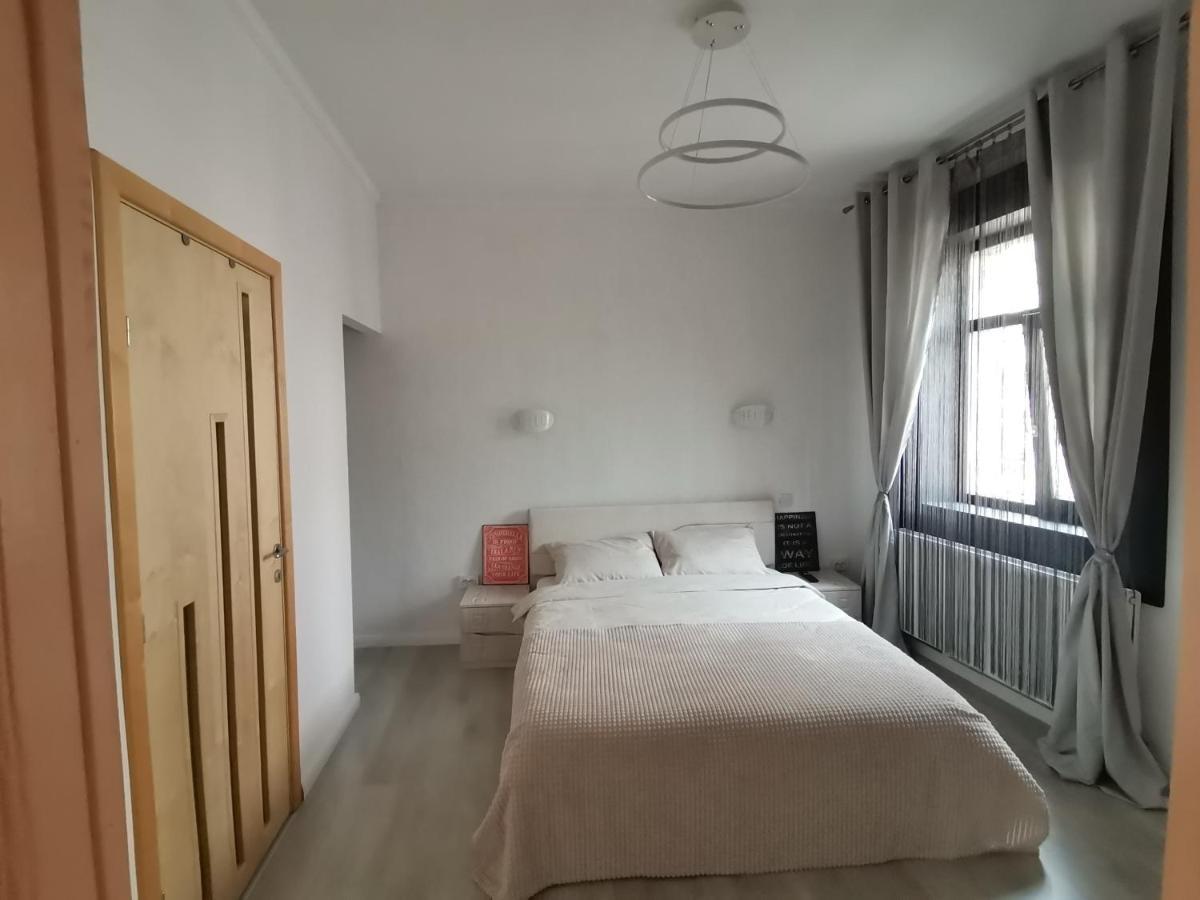 Appartement Casa J. Gusbeth à Braşov Extérieur photo